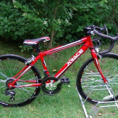 Koersfiets 24 inch racer